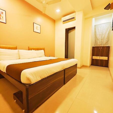 Hotel Amfahh - Andheri West Railway Station Mumbai Kültér fotó