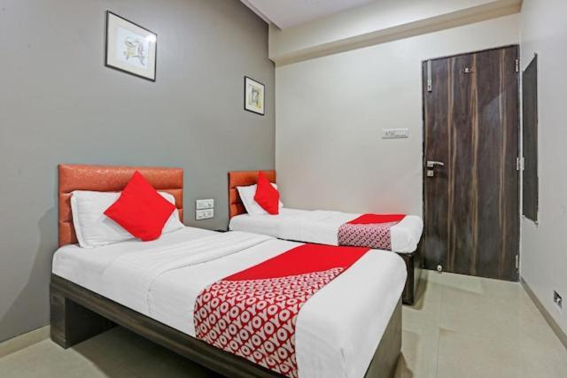 Hotel Amfahh - Andheri West Railway Station Mumbai Kültér fotó