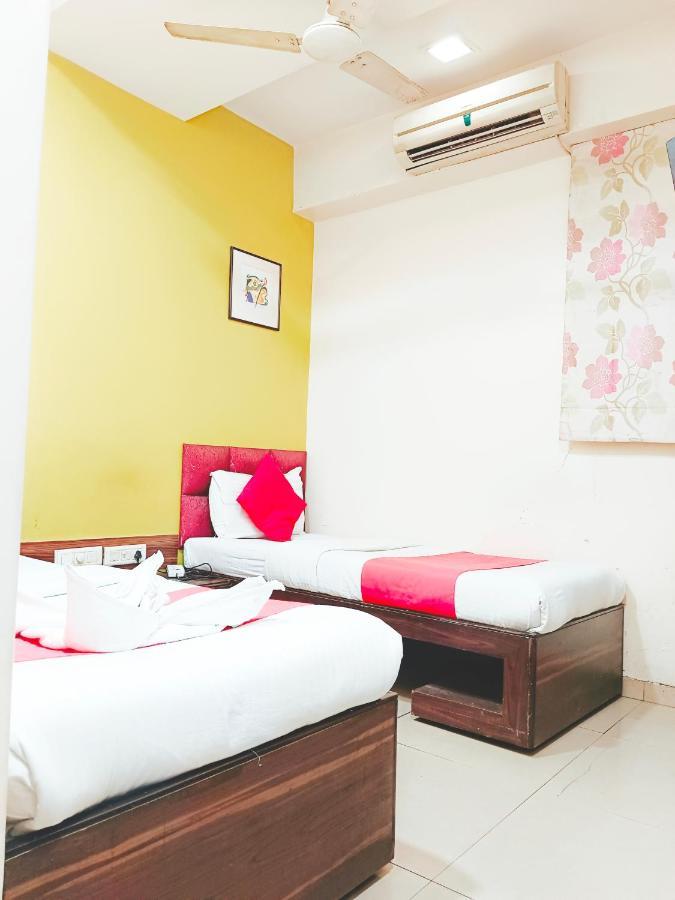 Hotel Amfahh - Andheri West Railway Station Mumbai Kültér fotó