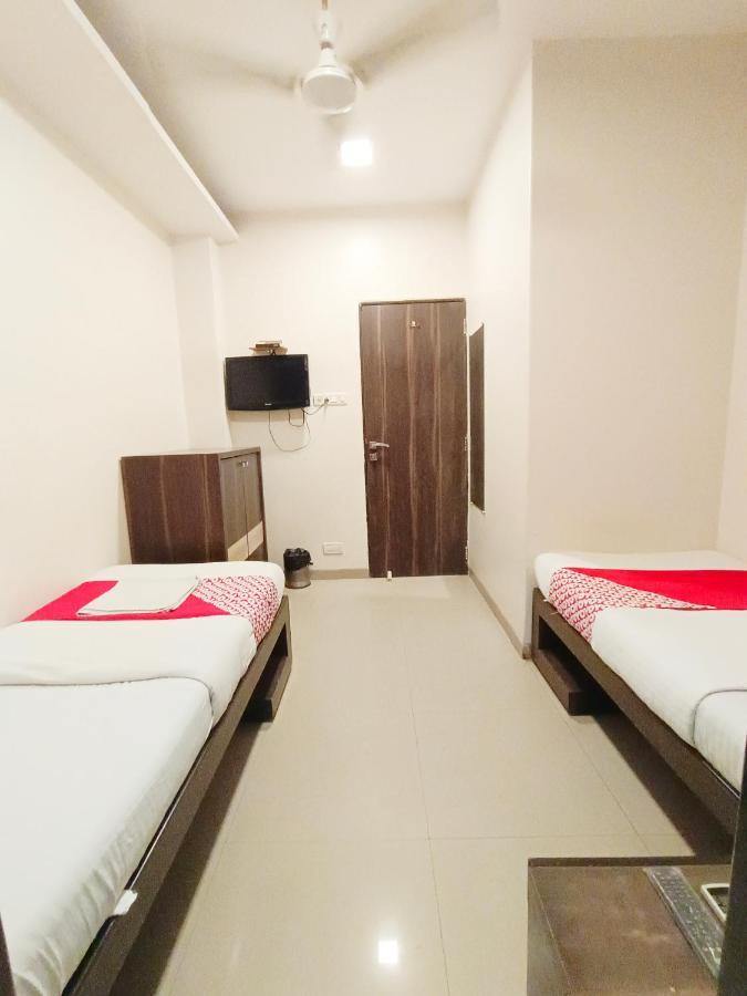 Hotel Amfahh - Andheri West Railway Station Mumbai Kültér fotó