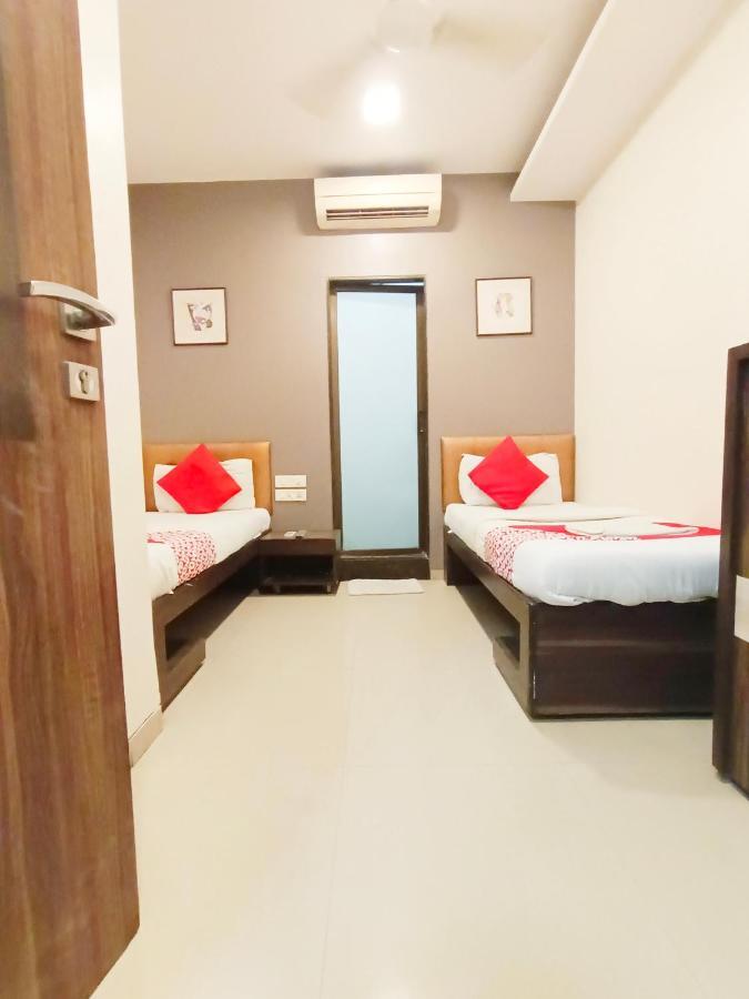 Hotel Amfahh - Andheri West Railway Station Mumbai Kültér fotó