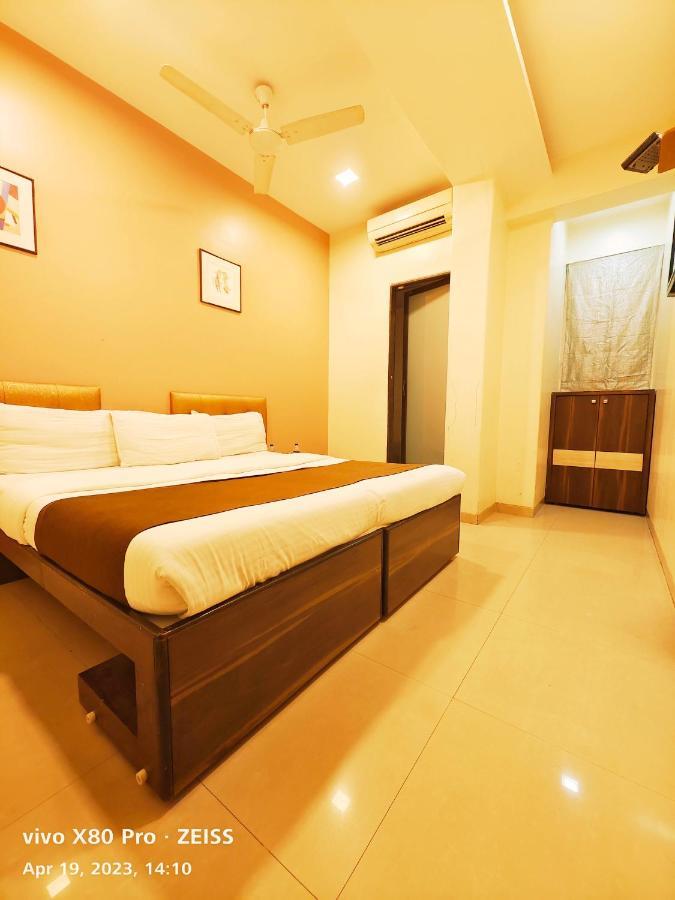 Hotel Amfahh - Andheri West Railway Station Mumbai Kültér fotó