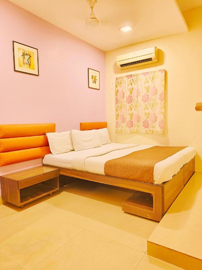 Hotel Amfahh - Andheri West Railway Station Mumbai Kültér fotó