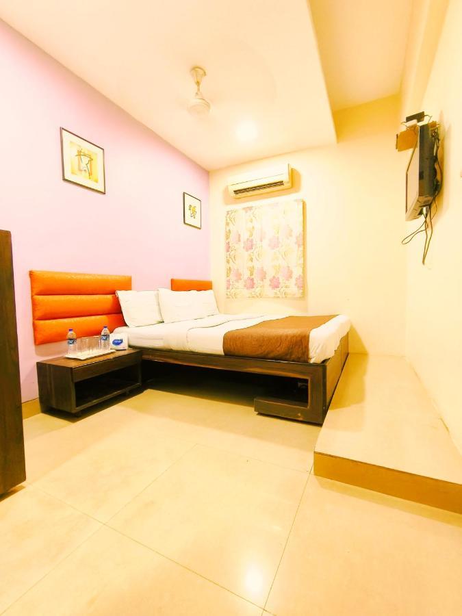 Hotel Amfahh - Andheri West Railway Station Mumbai Kültér fotó